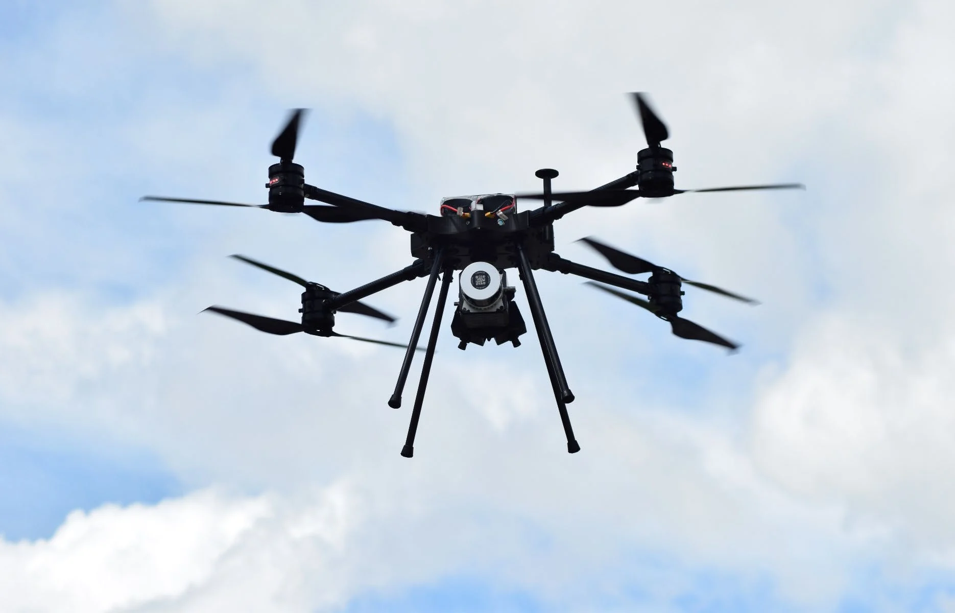 Surveyor 32 LiDAR-equipped UAV in flight